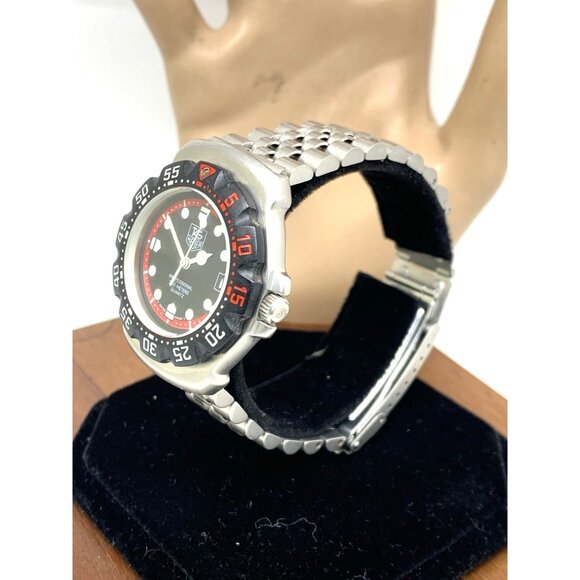 Tag Heuer Unisex Watch WA1214 Professional Swiss Quartz Red Black Dial 34mm - Picture 2 of 14